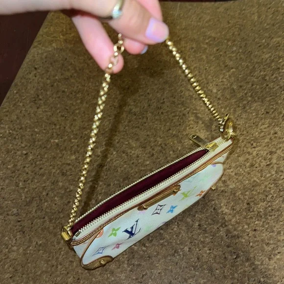 Louise Vuitton Milla Pochette Multicolour 💞 - Picture 2 of 3